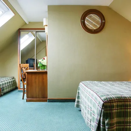 Hotel Meslay Republique Paris
