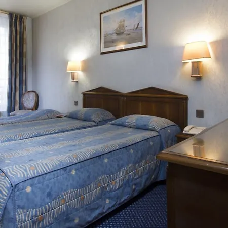 Meslay Republique Hotel 3*