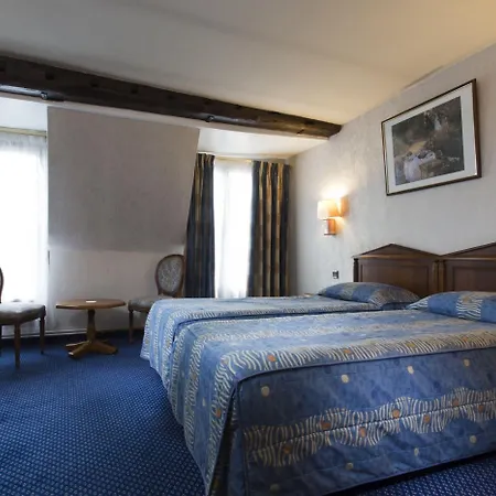 Hotel Meslay Republique 3*