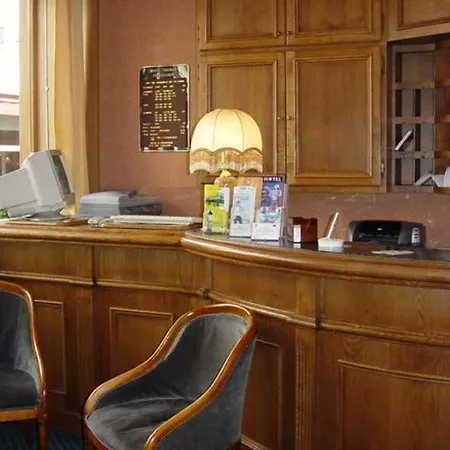 Meslay Republique Hotel París