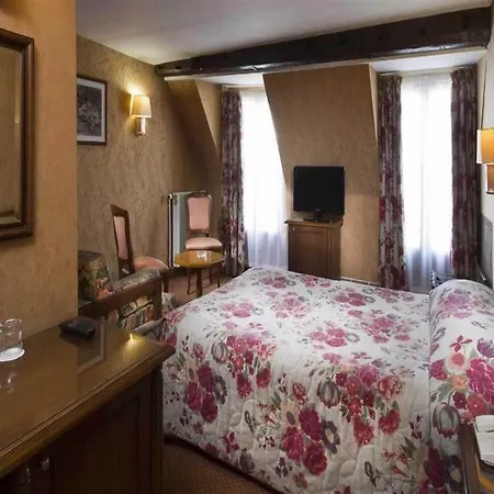 Meslay Republique Hotel