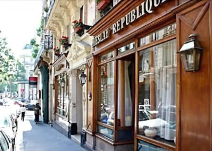 Meslay Republique Hotel