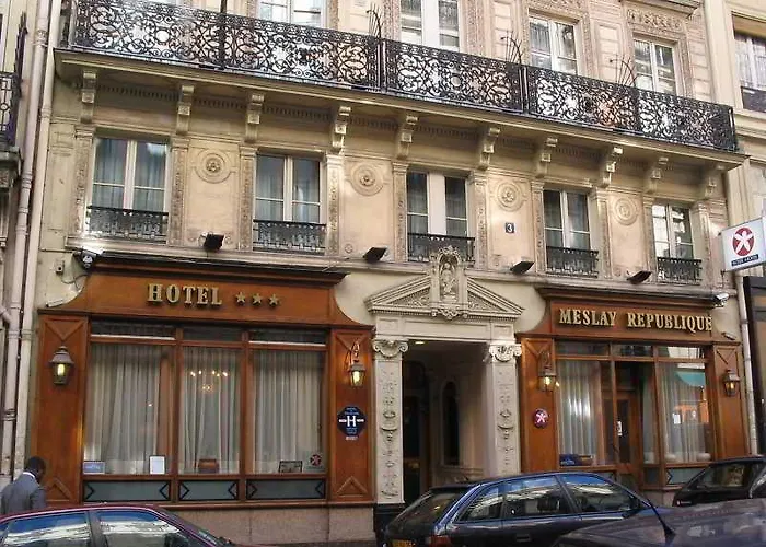 Meslay Republique Hotel 3*