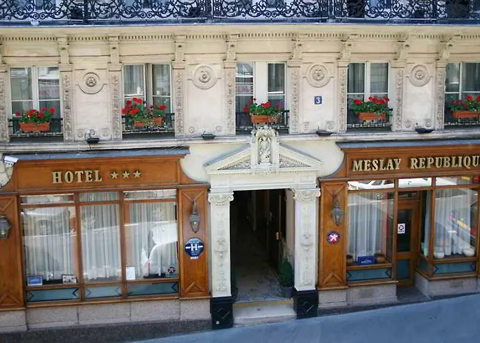 Meslay Republique Hotel