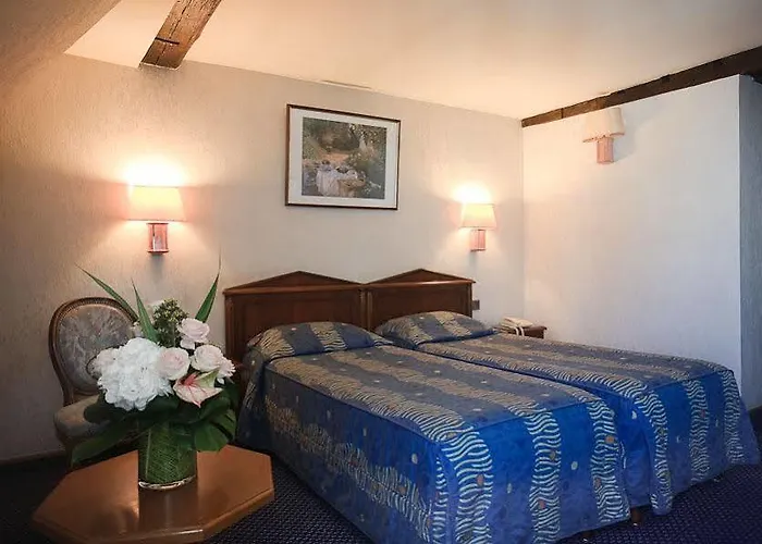 Meslay Republique Paris