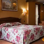 Meslay Republique Otel