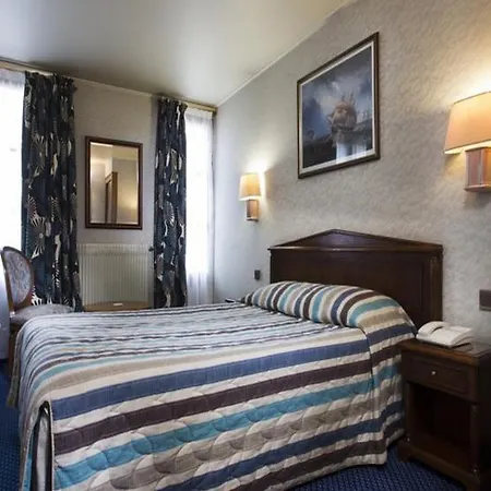 Meslay Republique Hotel