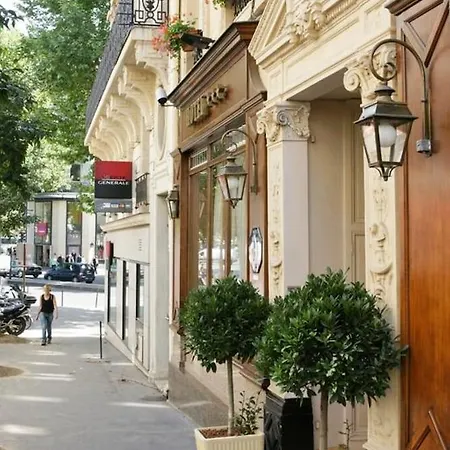 Hotel Meslay Republique 3*