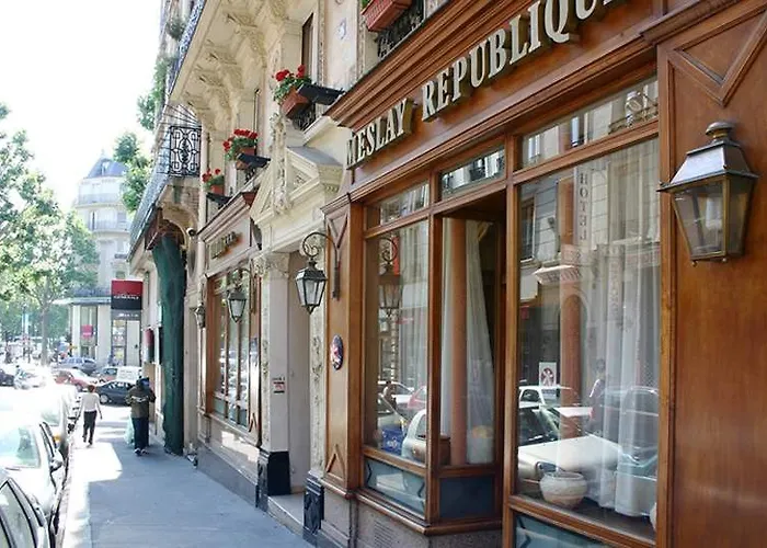 Meslay Republique Hotel